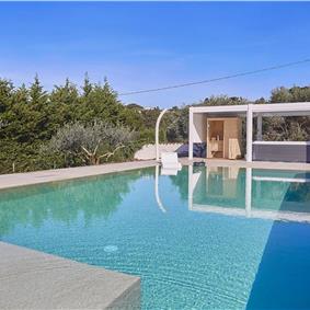 3 bedroom villa with infinity pool, jacuzzi & sauna, Castellammare del Golfo, sleeps 6